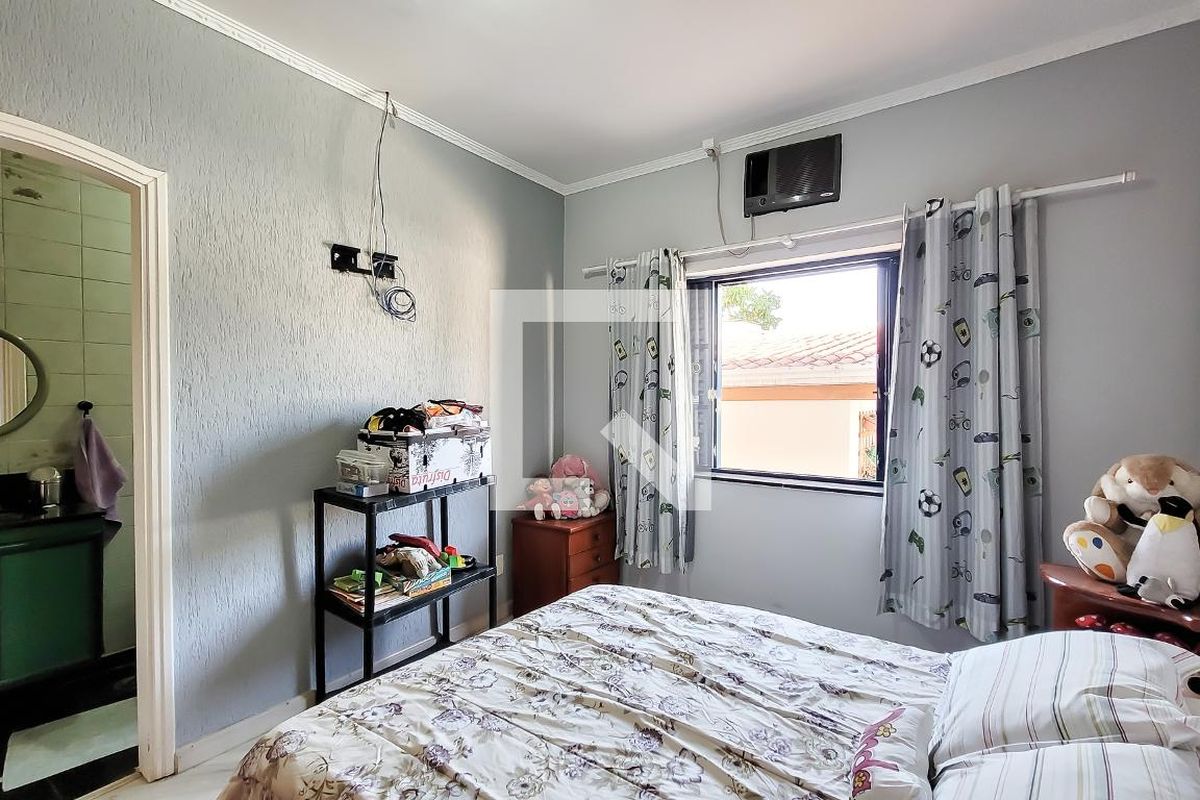 Casa à Venda - Mansões Santo Antônio, 4 Quartos,  650 m2 em , Campinas - sp | SoloBR