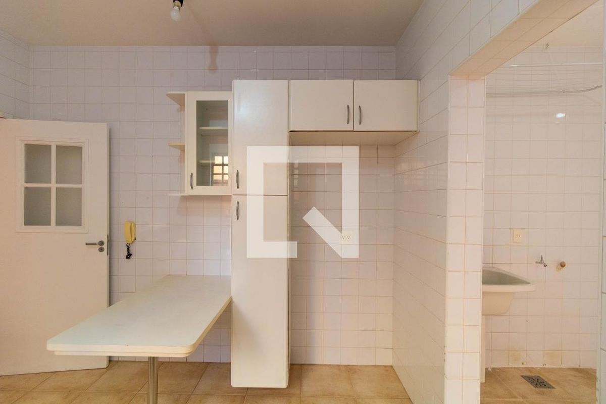 Casa à Venda - Taquaral, 3 Quartos,  257 m2 em , Campinas - sp | SoloBR