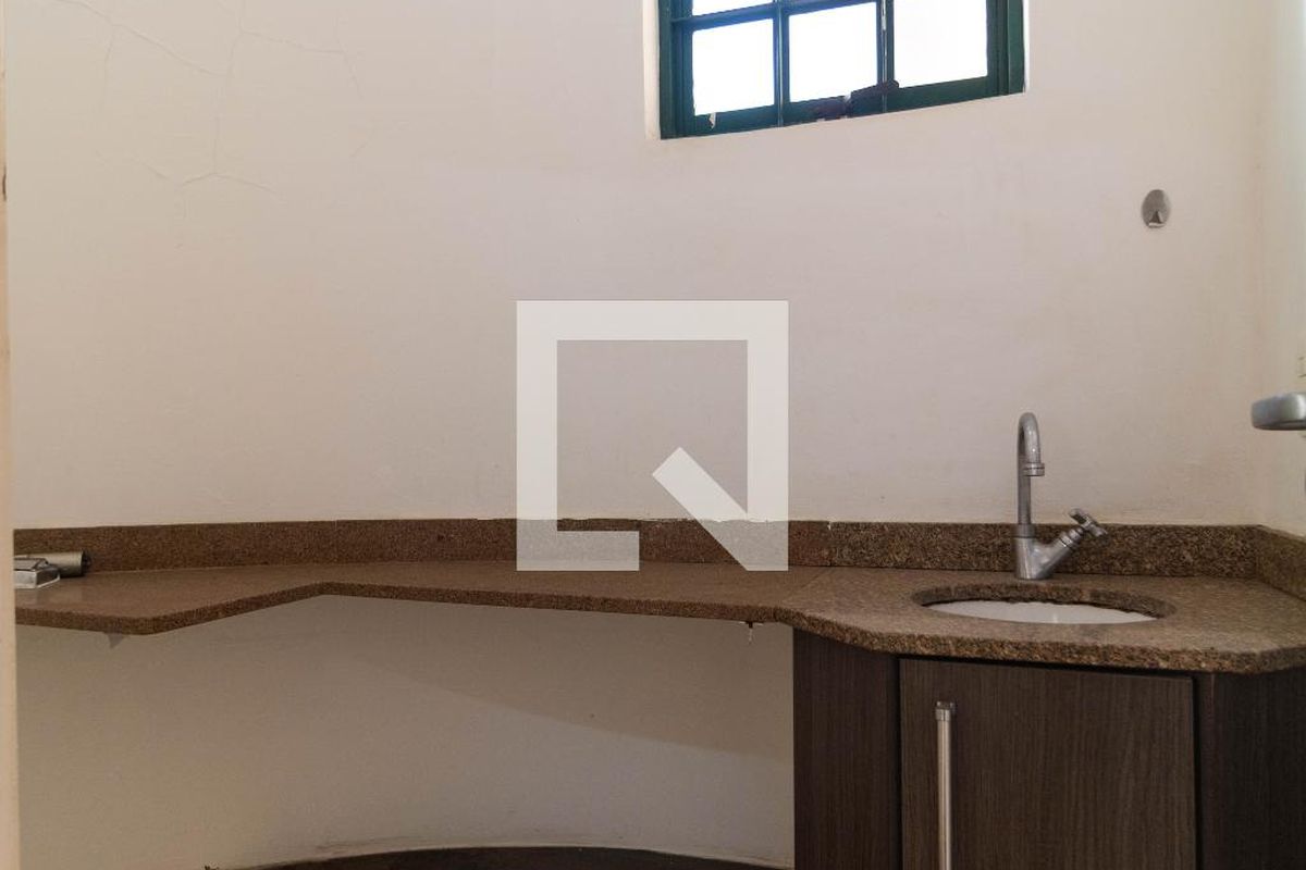 Casa à Venda - Taquaral, 3 Quartos,  257 m2 em , Campinas - sp | SoloBR