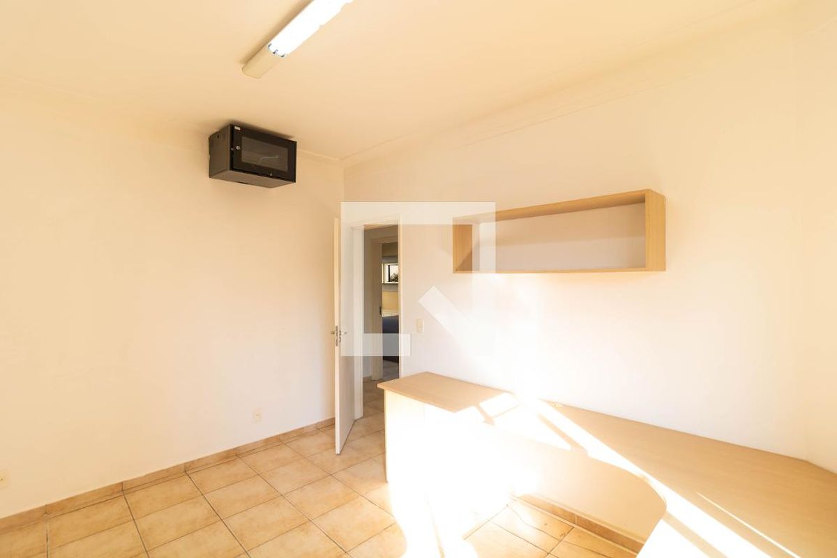 Casa à Venda - Taquaral, 3 Quartos,  257 m2 em , Campinas - sp | SoloBR