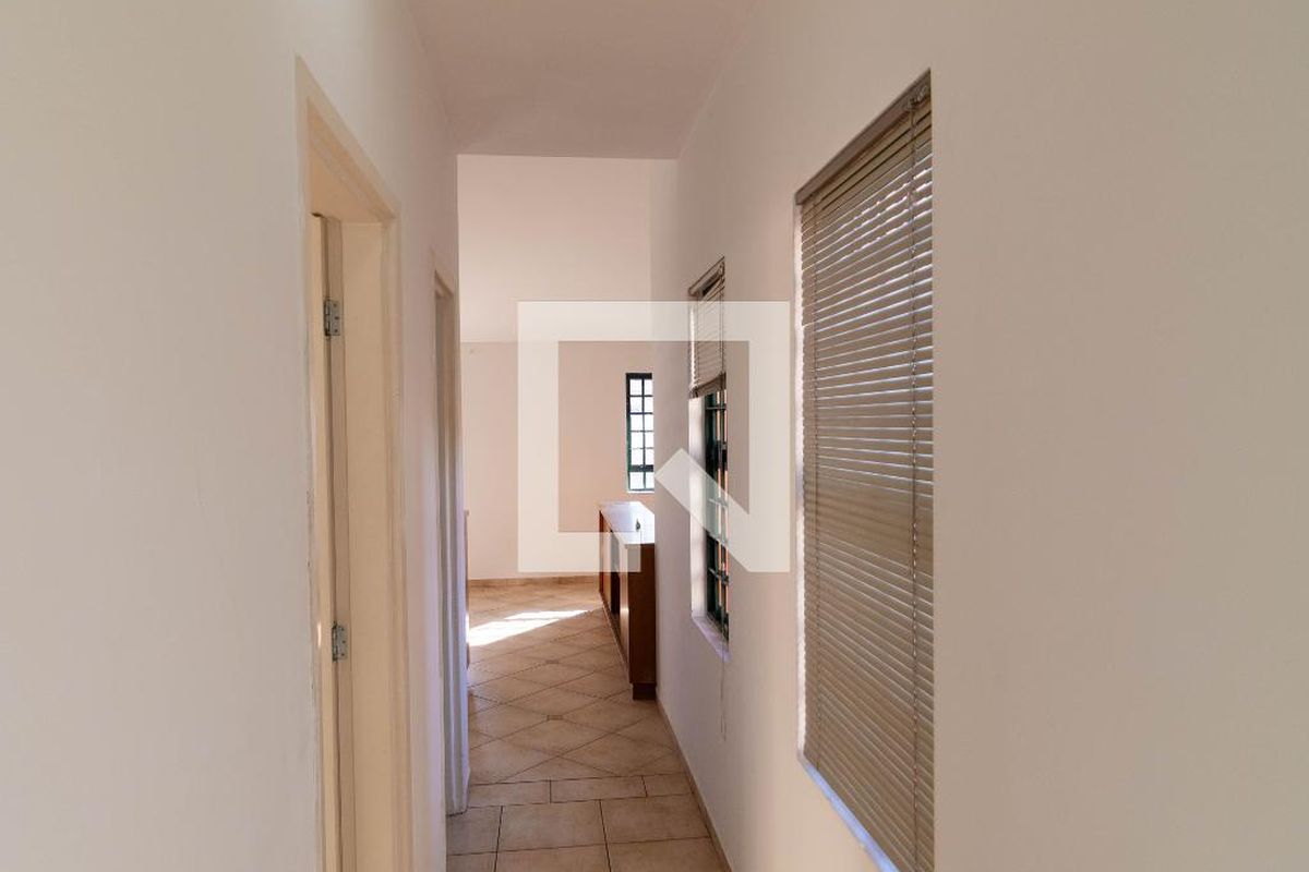 Casa à Venda - Taquaral, 3 Quartos,  257 m2 em , Campinas - sp | SoloBR