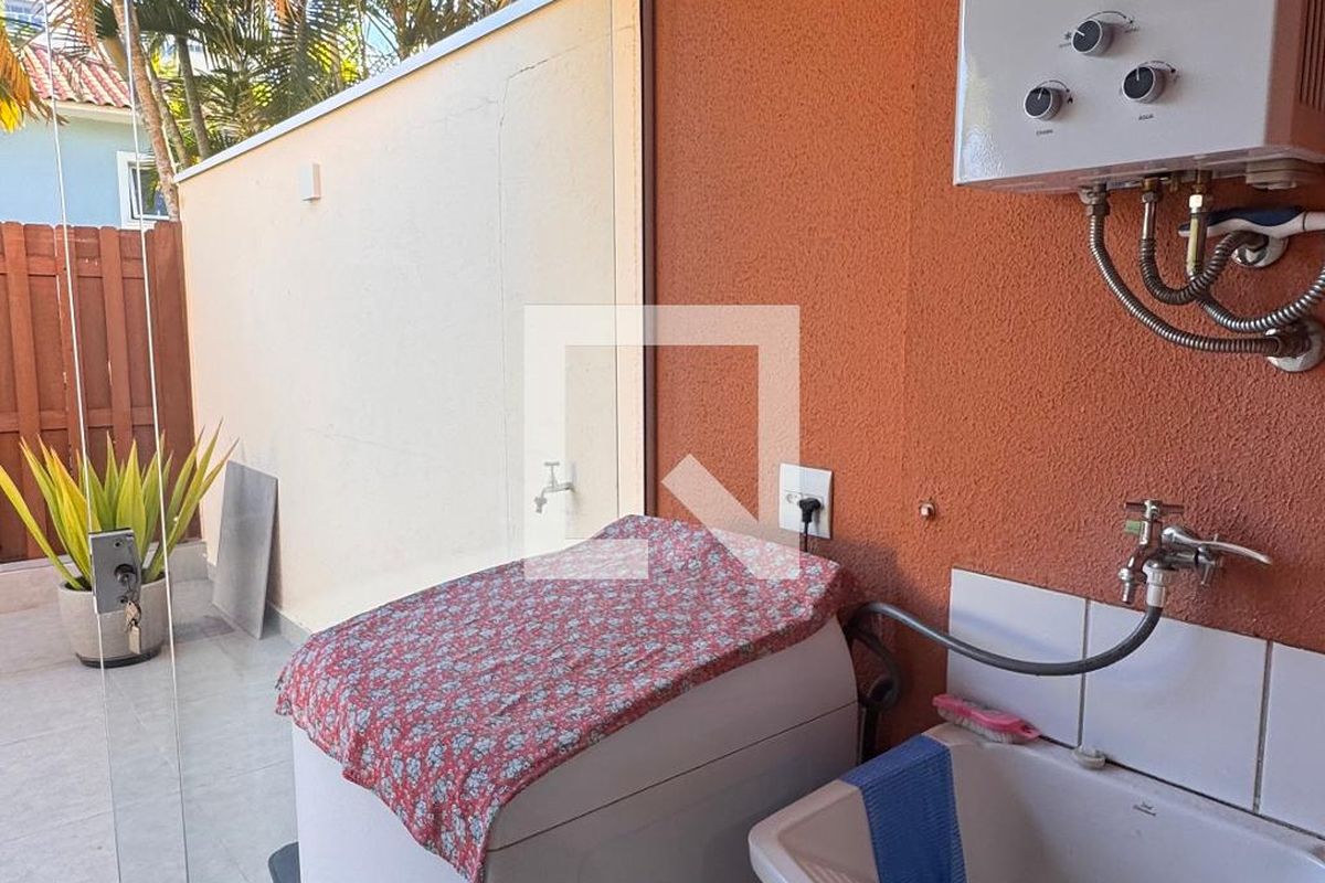 Casa à Venda - Parque Prado, 3 Quartos,  132 m2 em , Campinas - sp | SoloBR