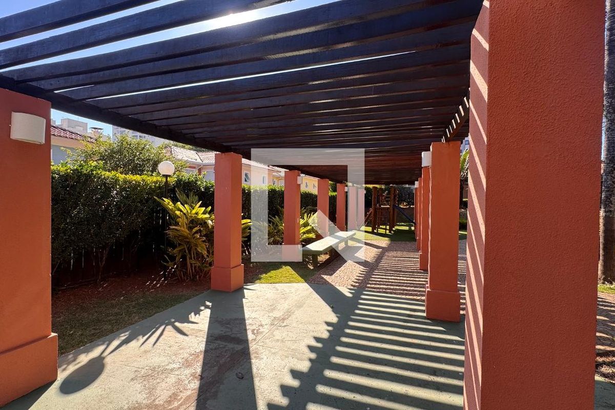 Casa à Venda - Parque Prado, 3 Quartos,  132 m2 em , Campinas - sp | SoloBR