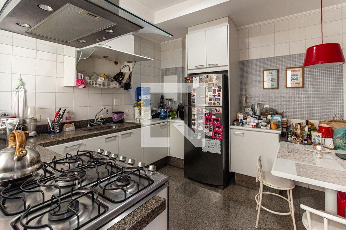 Apartamento, 3 quartos, 180 m² - Foto 81