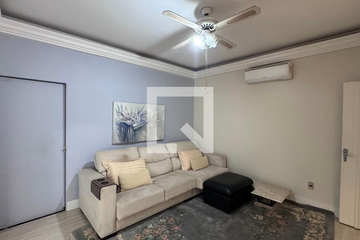 Casa à Venda - Parque Prado, 6 Quartos,  334 m2 em , Campinas - sp | SoloBR