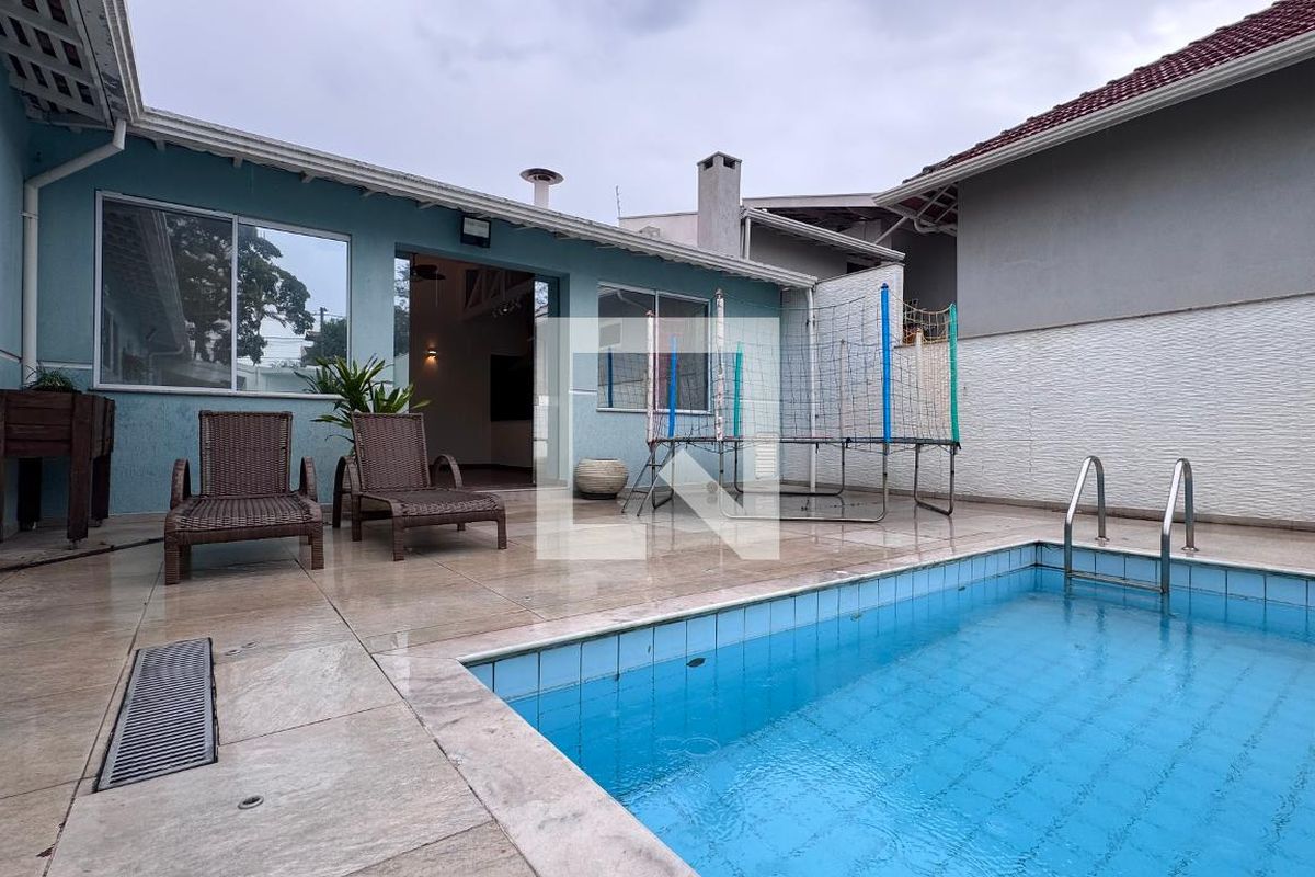 Casa à Venda - Parque Prado, 6 Quartos,  334 m2 em , Campinas - sp | SoloBR