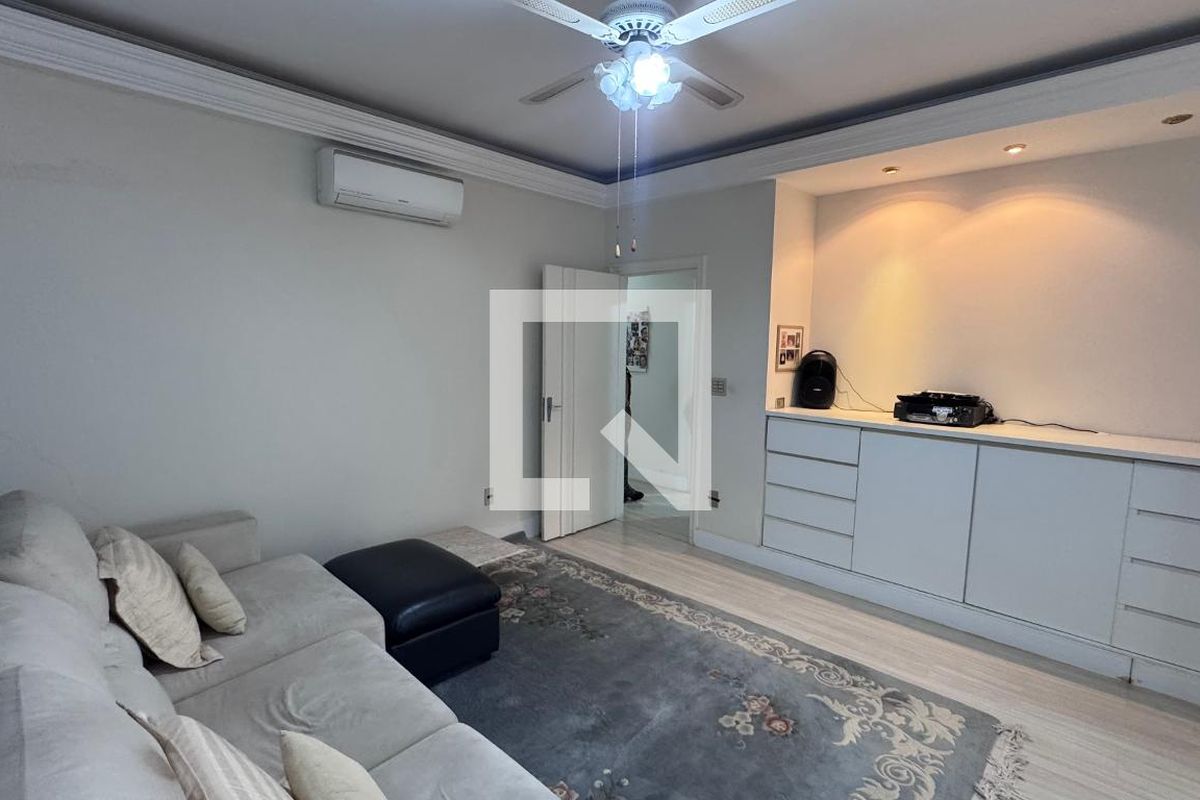 Casa à Venda - Parque Prado, 6 Quartos,  334 m2 em , Campinas - sp | SoloBR