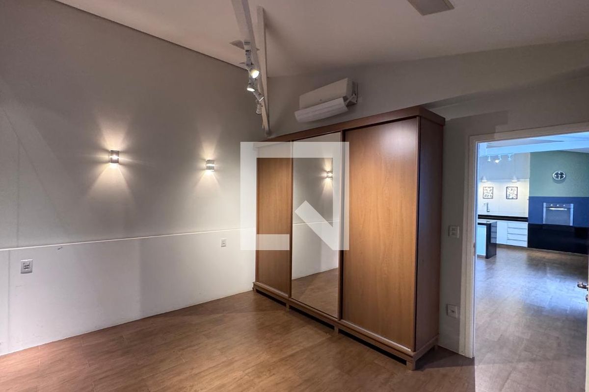 Casa à Venda - Parque Prado, 6 Quartos,  334 m2 em , Campinas - sp | SoloBR