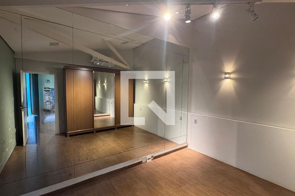 Casa à Venda - Parque Prado, 6 Quartos,  334 m2 em , Campinas - sp | SoloBR