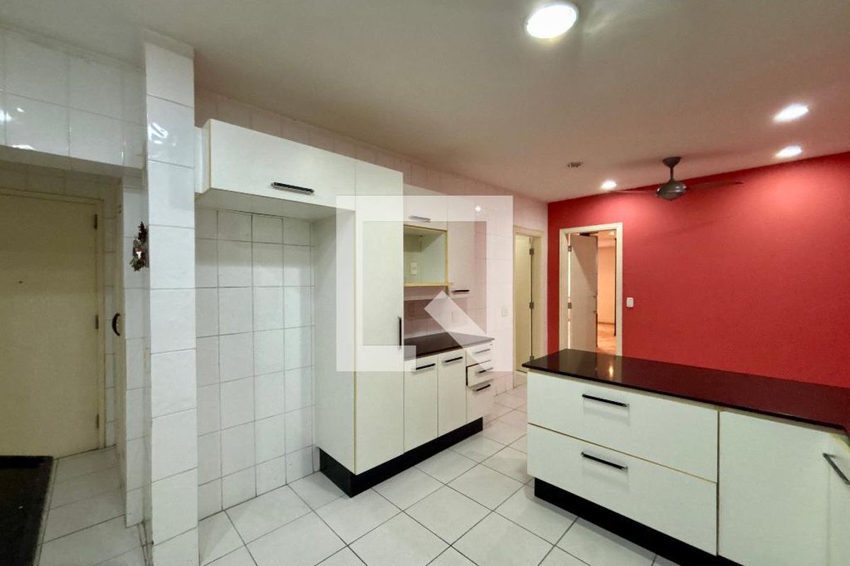 Apartamento, 3 quartos, 280 m² - Foto 94