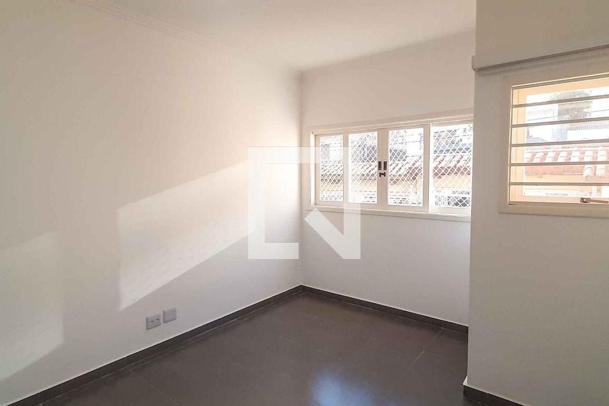 Casa, 3 quartos, 200 m² - Foto 4