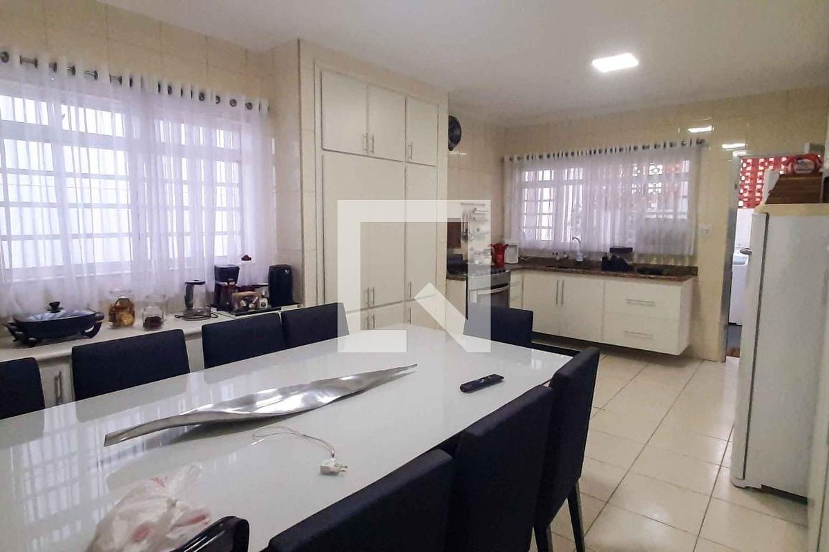 Casa, 4 quartos, 200 m² - Foto 98