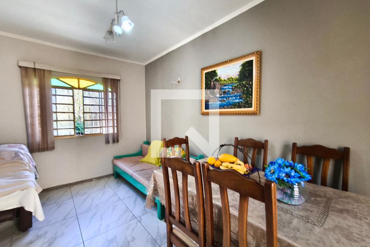 Casa à Venda - Jardim do Lago, 5 Quartos,  180 m2 em , Campinas - sp | SoloBR