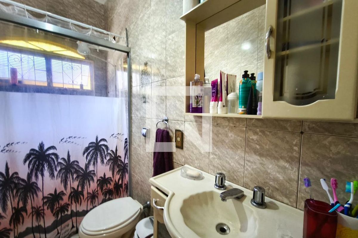 Casa à Venda - Jardim do Lago, 5 Quartos,  180 m2 em , Campinas - sp | SoloBR