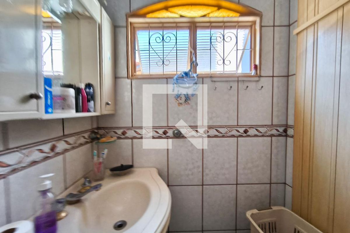 Casa à Venda - Jardim do Lago, 5 Quartos,  180 m2 em , Campinas - sp | SoloBR