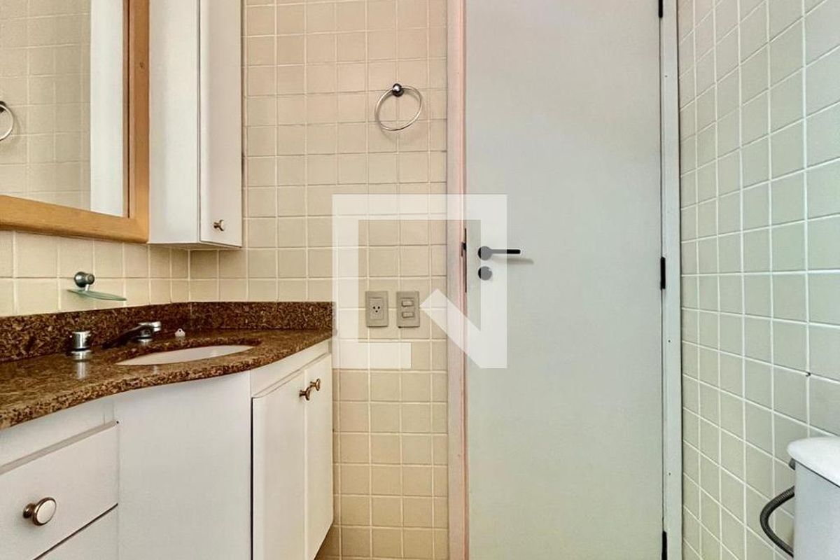 Apartamento à Venda - Cambuí, 1 Quarto,  60 m2 em , Campinas - sp | SoloBR