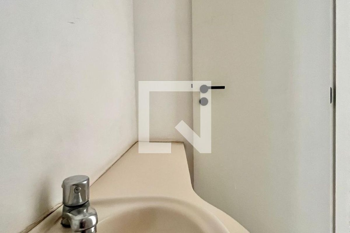 Apartamento à Venda - Cambuí, 1 Quarto,  60 m2 em , Campinas - sp | SoloBR