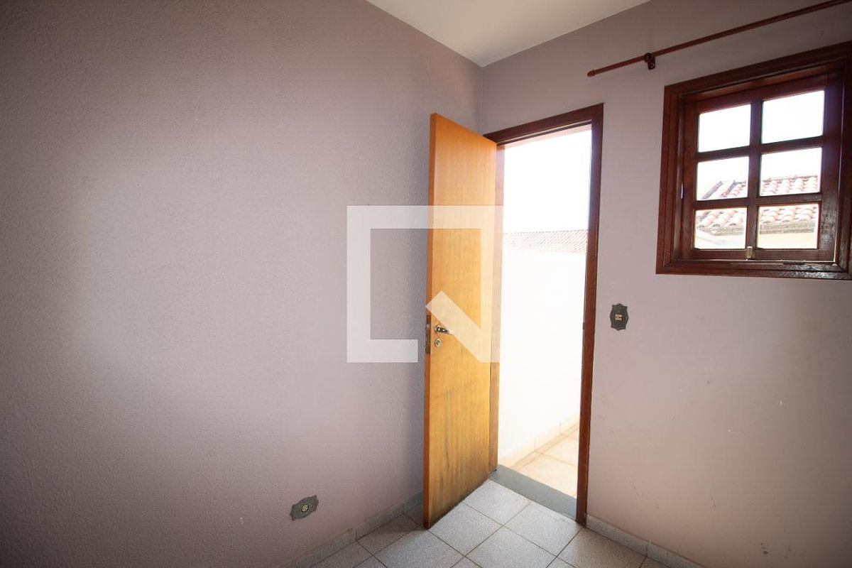 Casa, 3 quartos, 336 m² - Foto 98