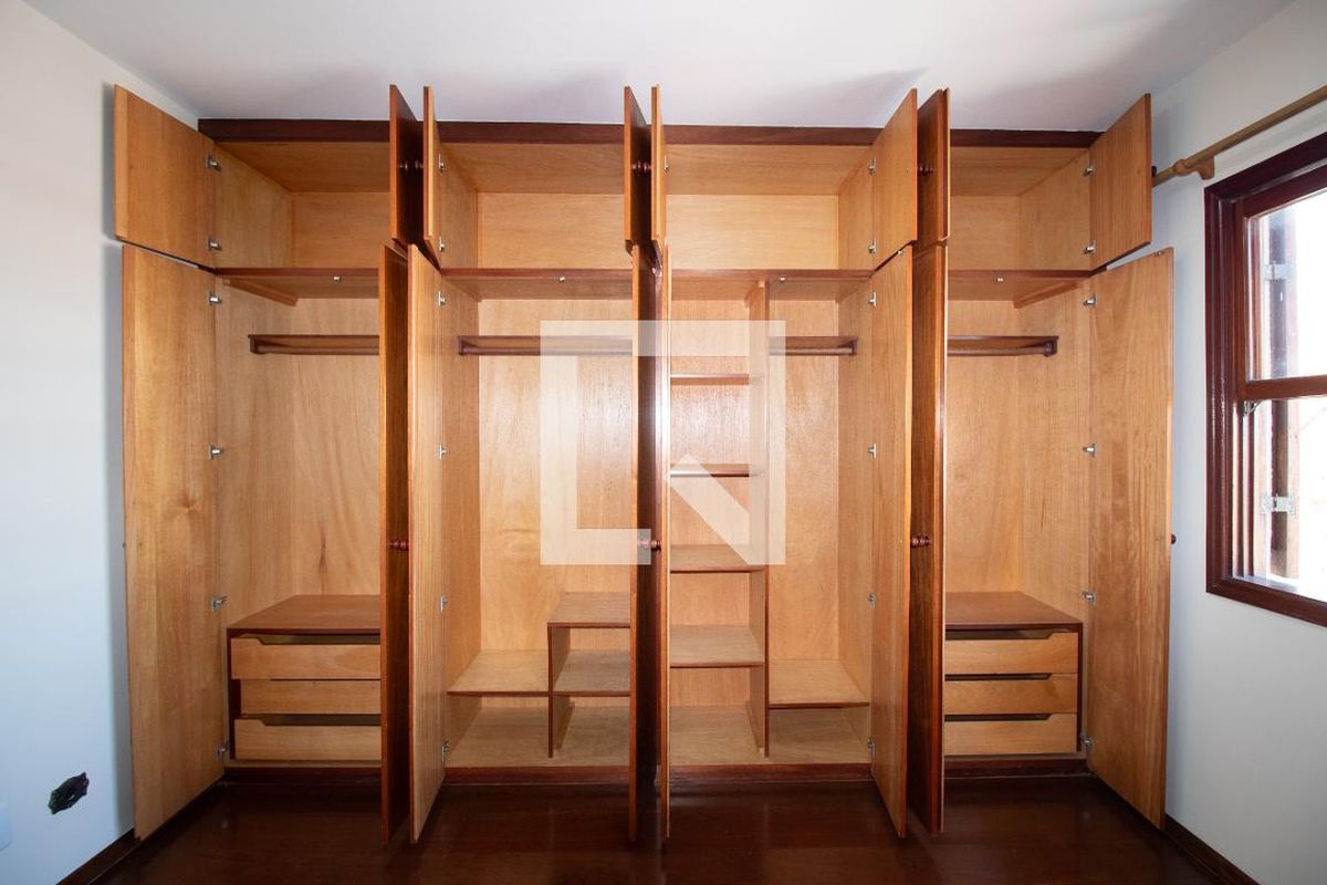 Casa, 3 quartos, 336 m² - Foto 74