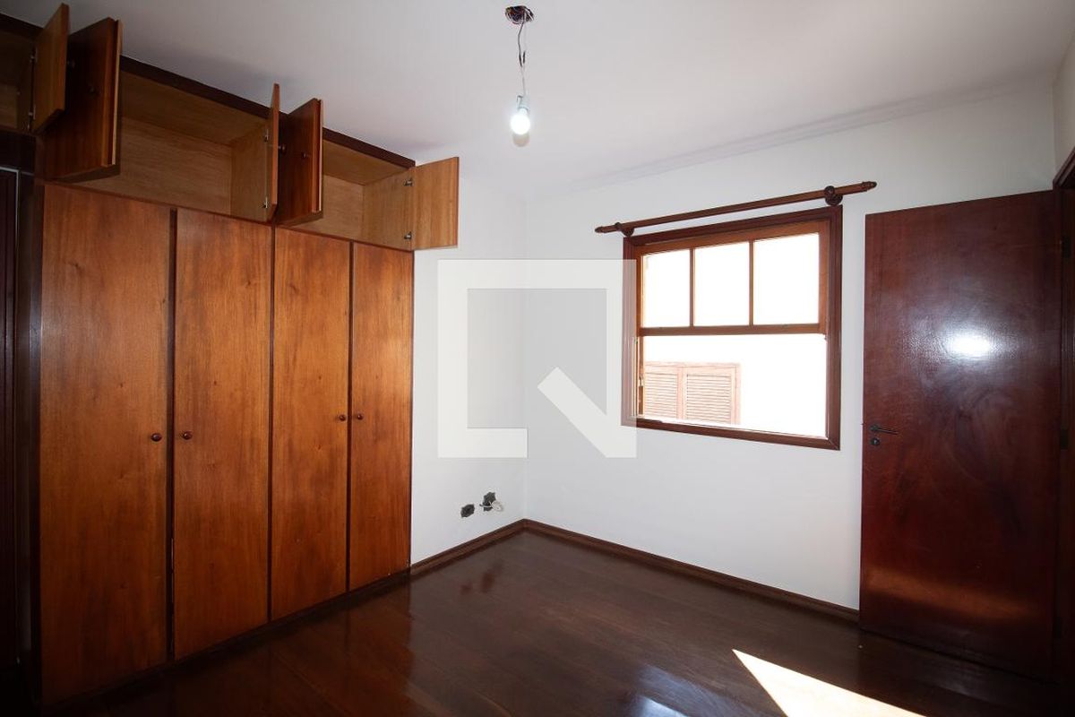 Casa, 3 quartos, 336 m² - Foto 48