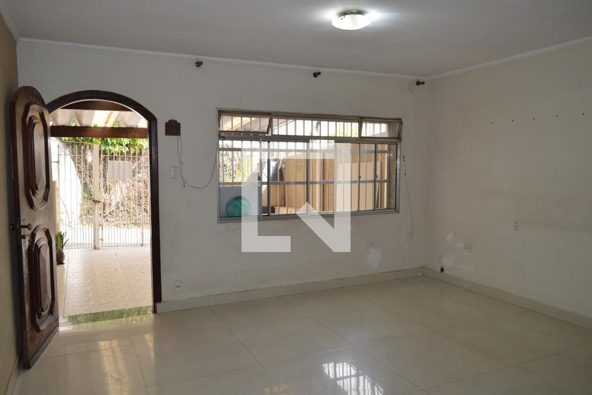Casa, 2 quartos, 106 m² - Foto 2