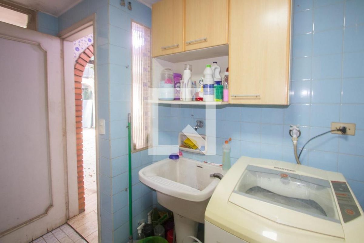 Casa, 3 quartos, 218 m² - Foto 33