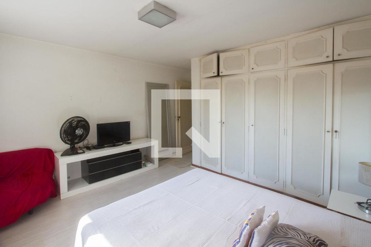 Casa, 3 quartos, 218 m² - Foto 12