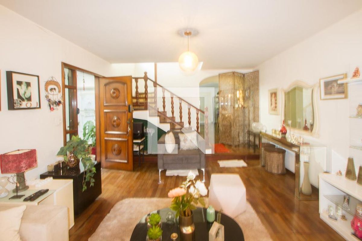 Casa, 3 quartos, 218 m² - Foto 3