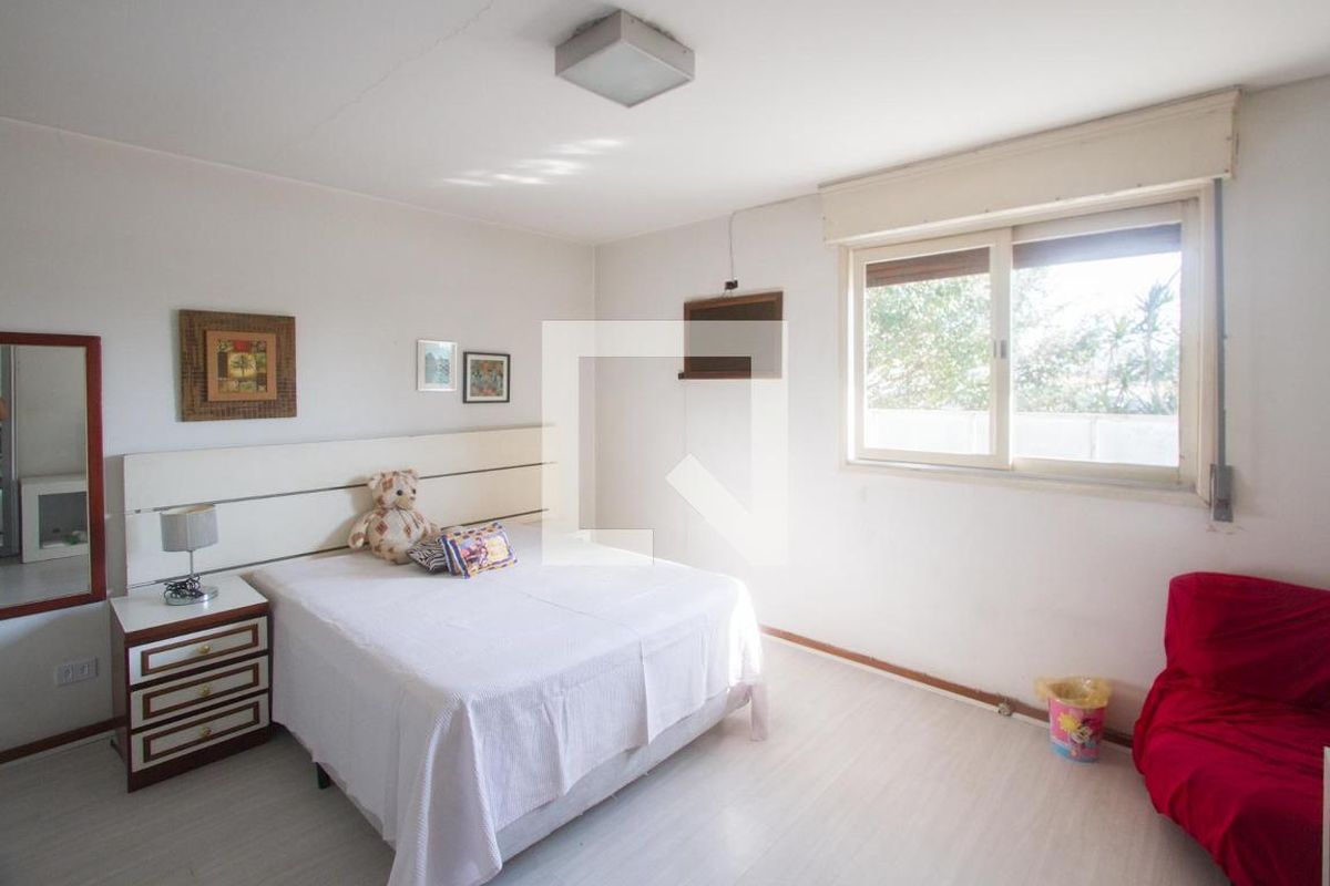 Casa, 3 quartos, 218 m² - Foto 10