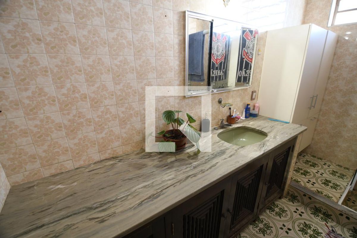 Casa à Venda - Guanabara, 3 Quartos,  330 m2 em , Campinas - sp | SoloBR