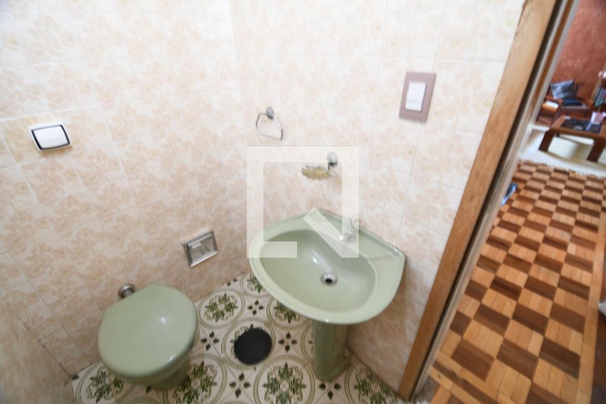Casa à Venda - Guanabara, 3 Quartos,  330 m2 em , Campinas - sp | SoloBR