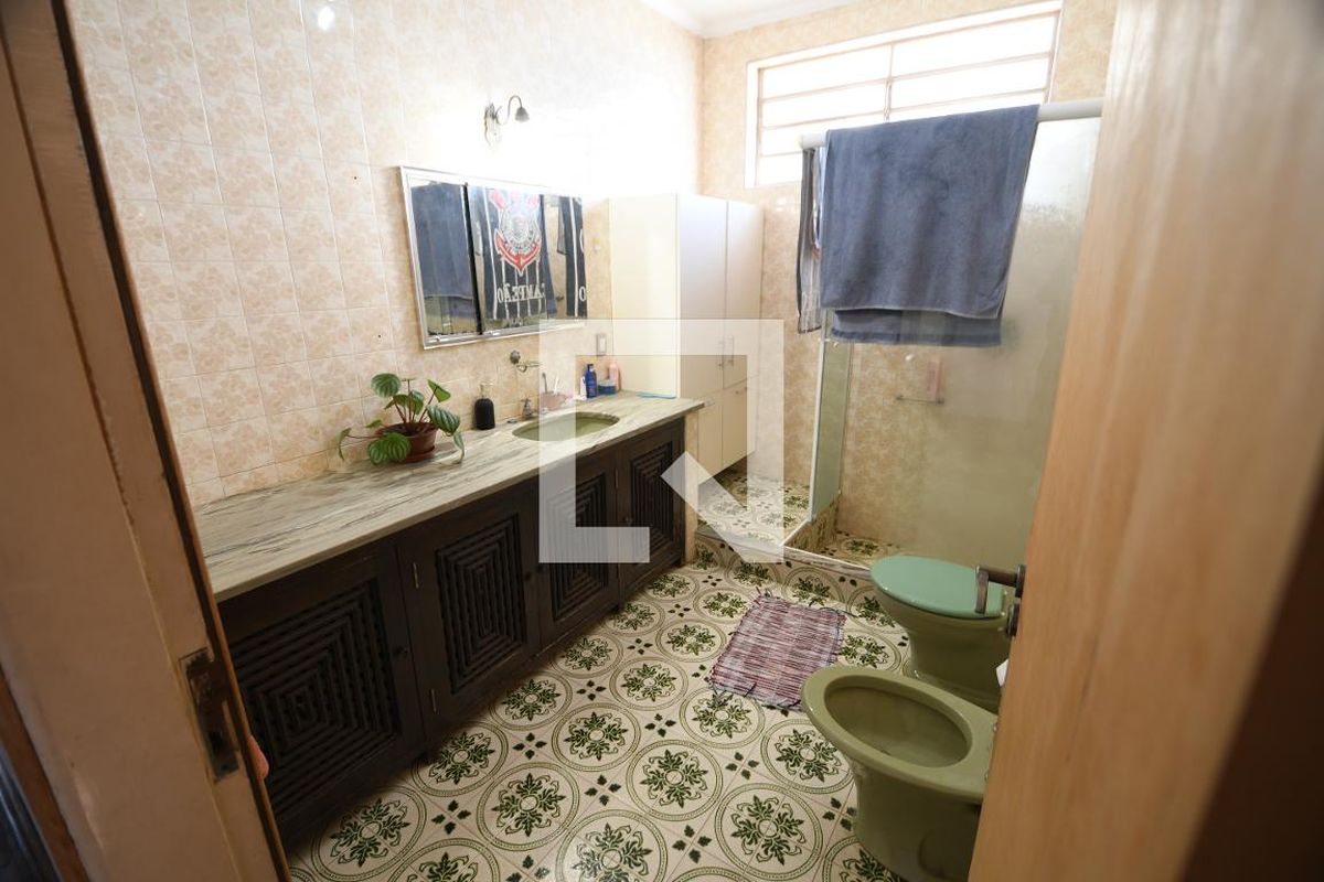 Casa à Venda - Guanabara, 3 Quartos,  330 m2 em , Campinas - sp | SoloBR