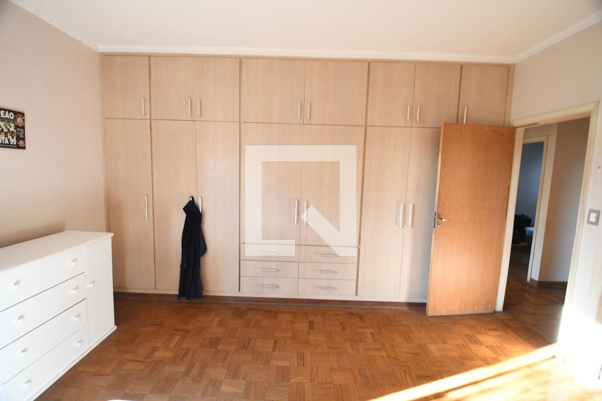 Casa à Venda - Guanabara, 3 Quartos,  330 m2 em , Campinas - sp | SoloBR