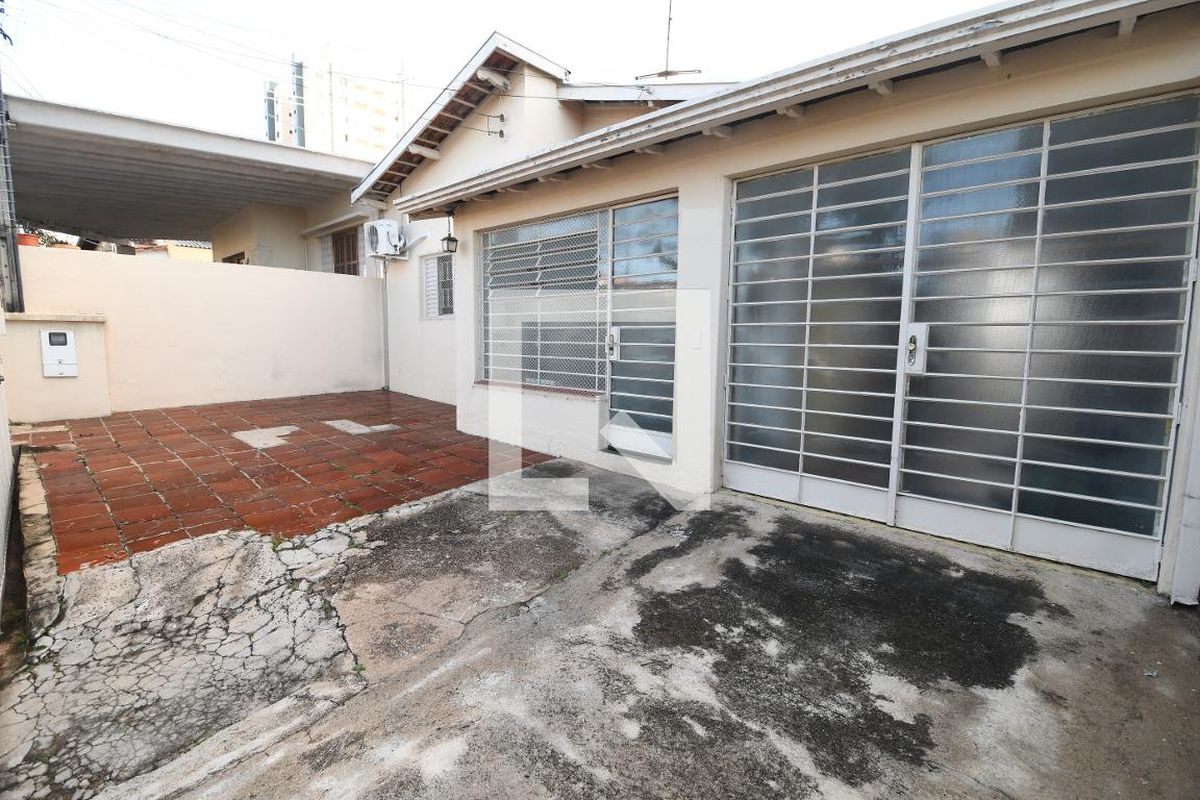 Casa à Venda - Taquaral, 2 Quartos,  255 m2 em , Campinas - sp | SoloBR