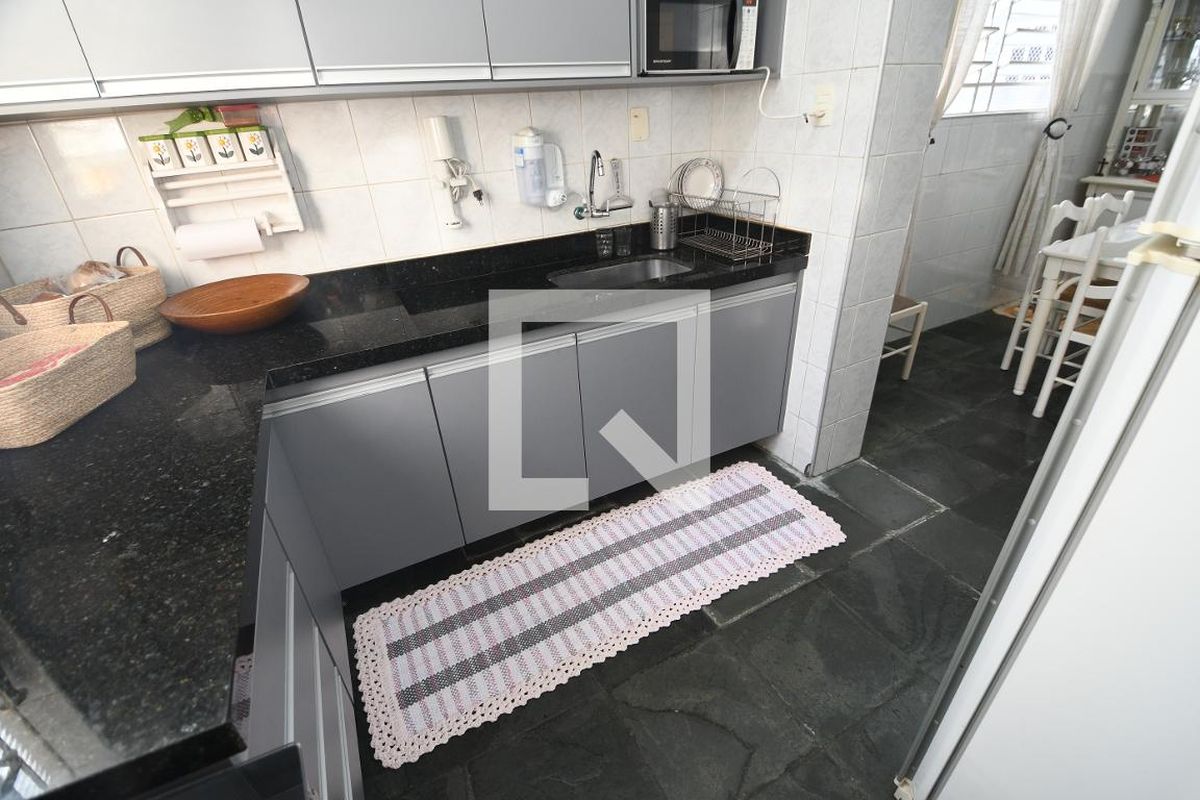 Casa à Venda - Taquaral, 2 Quartos,  255 m2 em , Campinas - sp | SoloBR