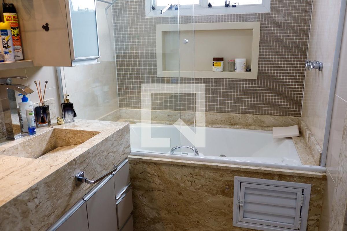 Apartamento, 3 quartos, 187 m² - Foto 86