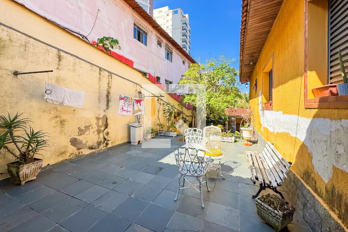 Casa, 3 quartos, 256 m² - Foto 44