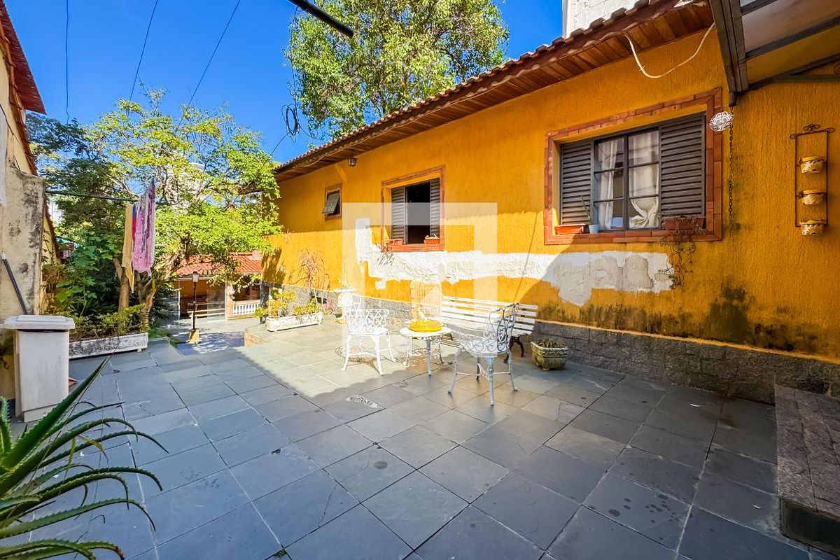 Casa, 3 quartos, 256 m² - Foto 45