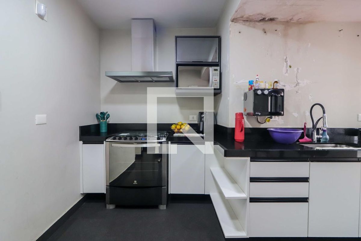 Casa, 3 quartos, 258 m² - Foto 60