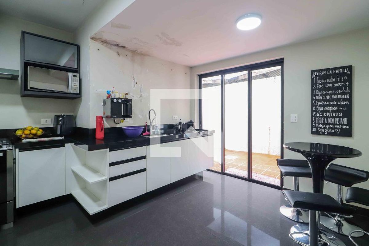 Casa, 3 quartos, 258 m² - Foto 66