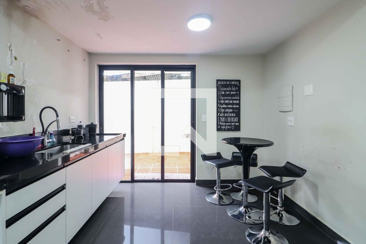 Casa, 3 quartos, 258 m² - Foto 62