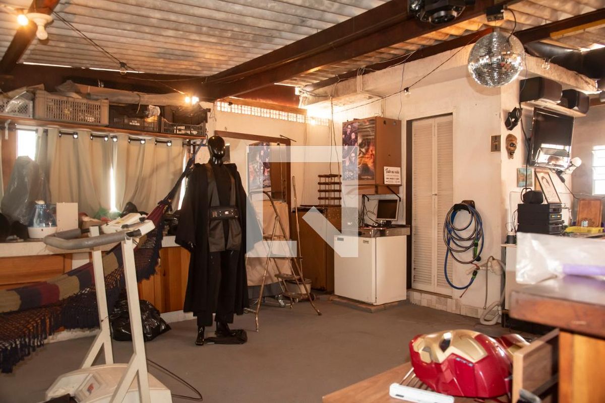 Casa, 3 quartos, 234 m² - Foto 47
