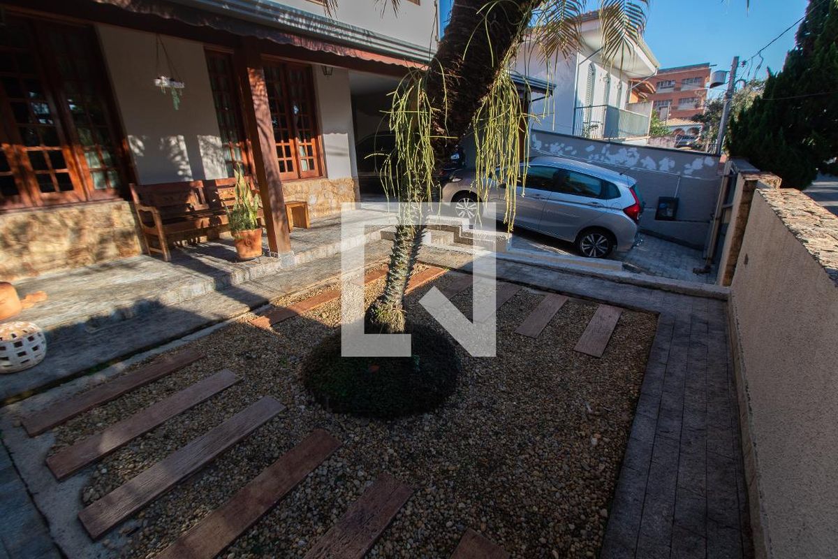 Casa à Venda - Jardim Planalto, 3 Quartos,  284 m2 em , Campinas - sp | SoloBR
