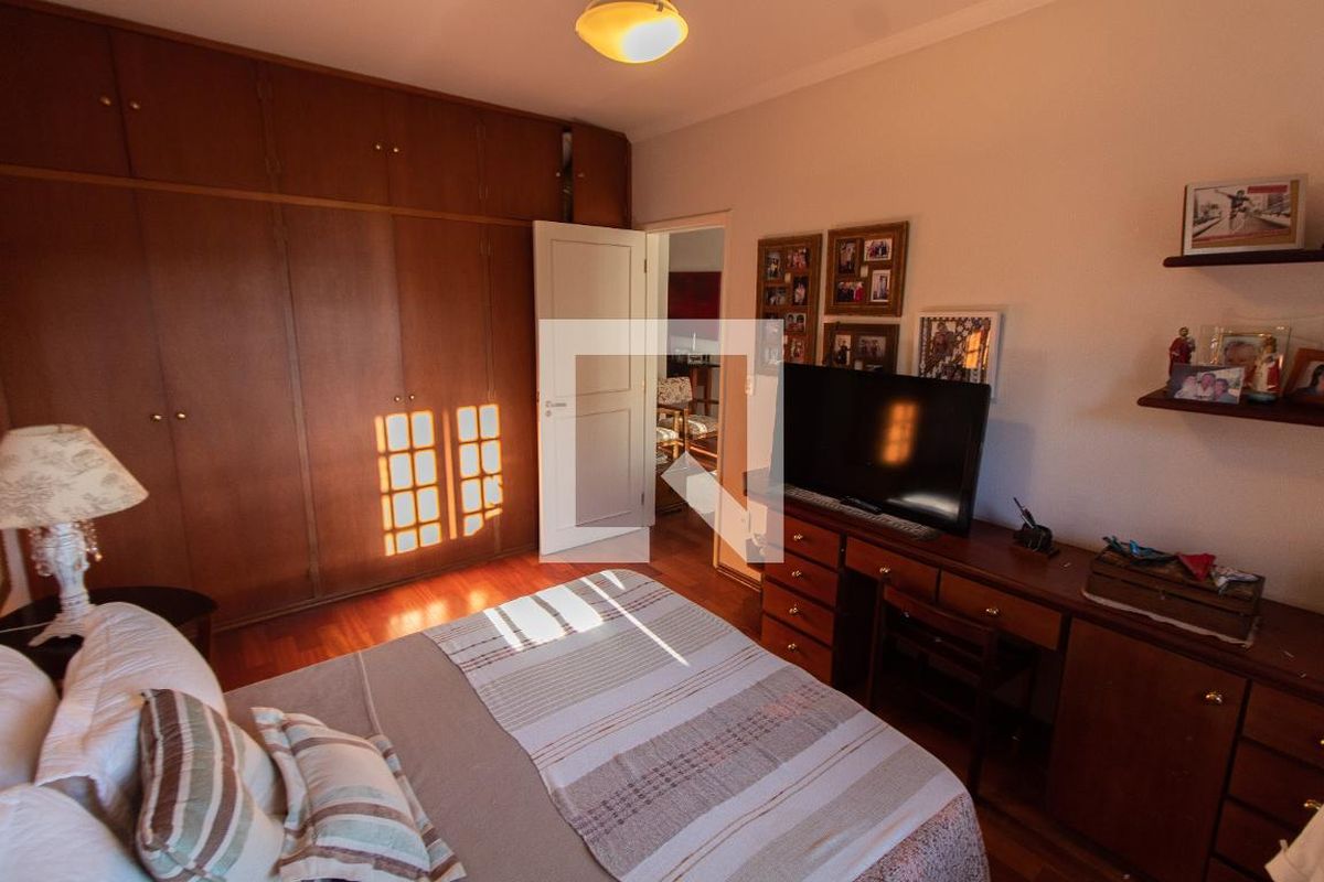 Casa à Venda - Jardim Planalto, 3 Quartos,  284 m2 em , Campinas - sp | SoloBR