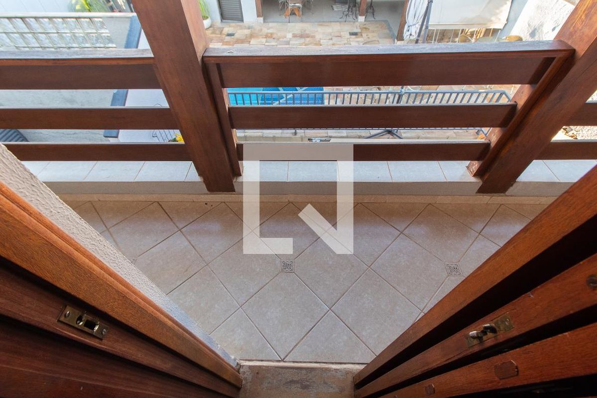 Casa à Venda - Jardim Planalto, 3 Quartos,  284 m2 em , Campinas - sp | SoloBR