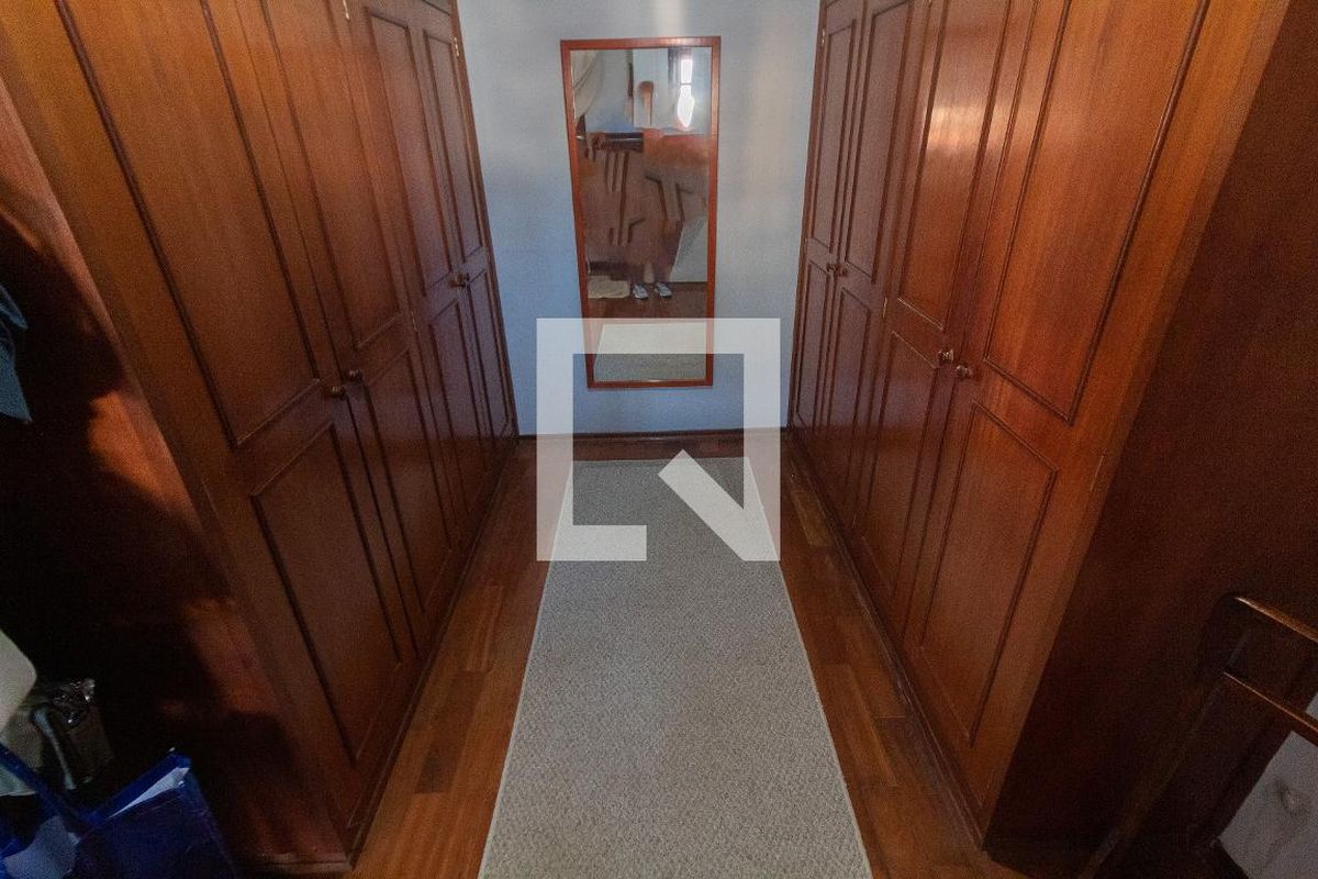 Casa à Venda - Jardim Planalto, 3 Quartos,  284 m2 em , Campinas - sp | SoloBR