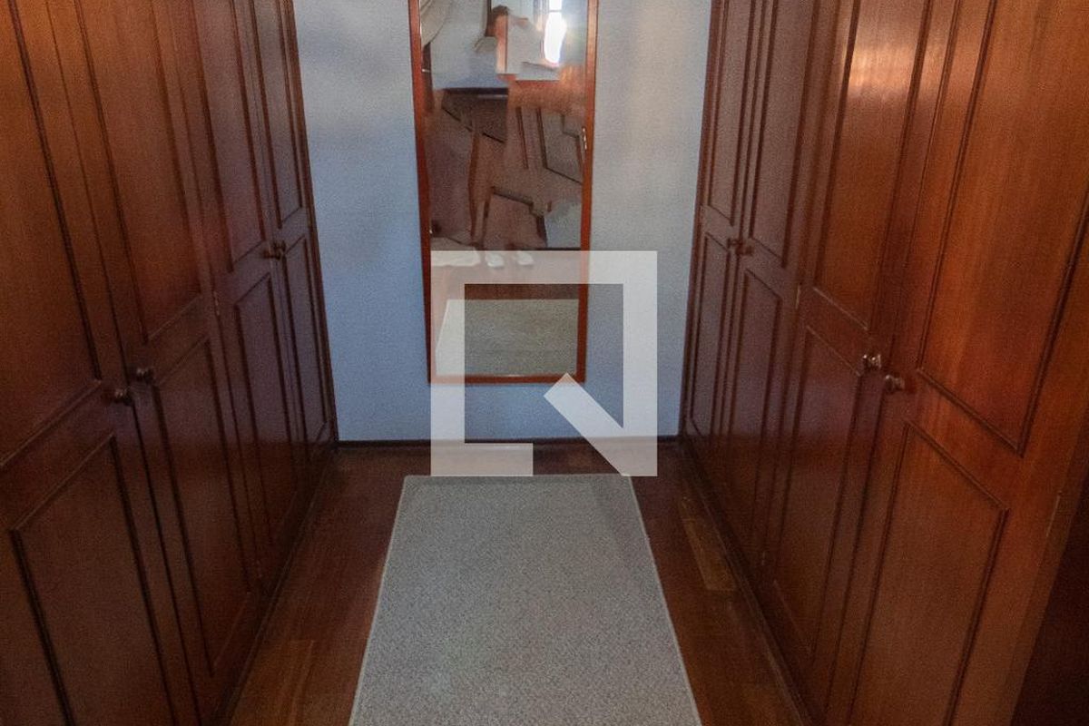 Casa à Venda - Jardim Planalto, 3 Quartos,  284 m2 em , Campinas - sp | SoloBR