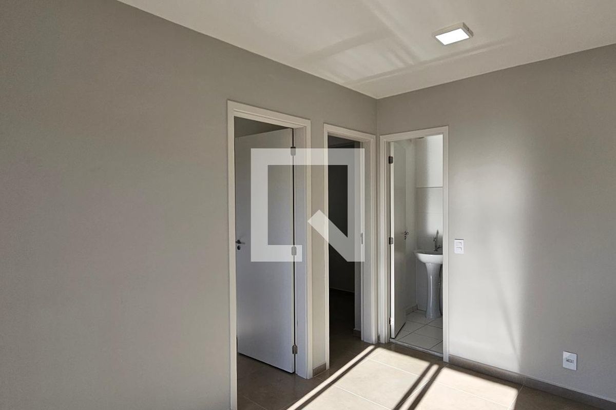 Apartamento, 2 quartos, 37 m² - Foto 4