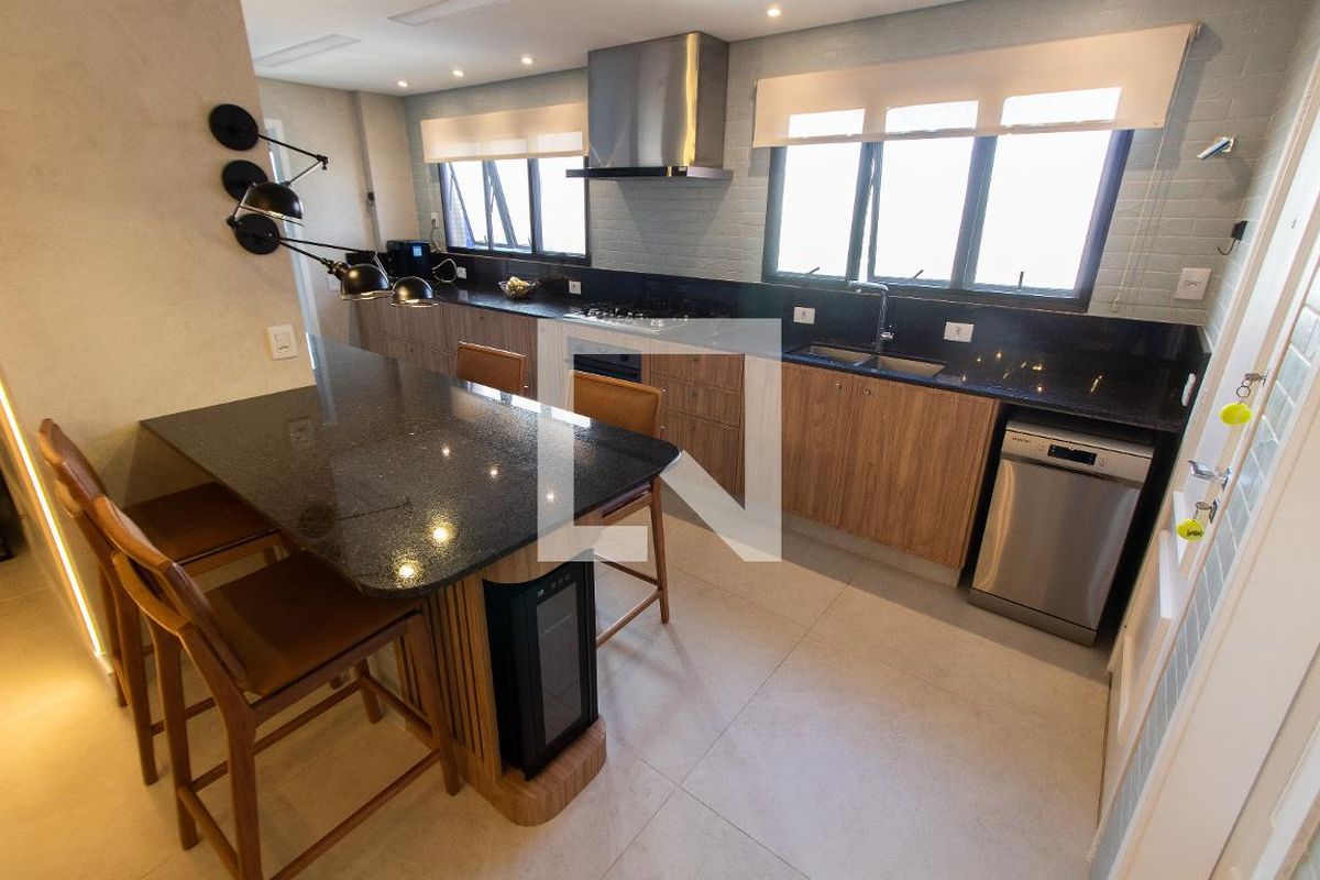 Apartamento à Venda - Cambuí, 3 Quartos,  138 m2 em , Campinas - sp | SoloBR