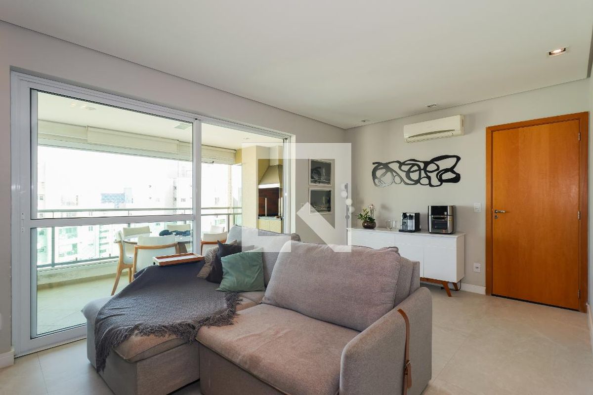 Apartamento, 3 quartos, 96 m² - Foto 2